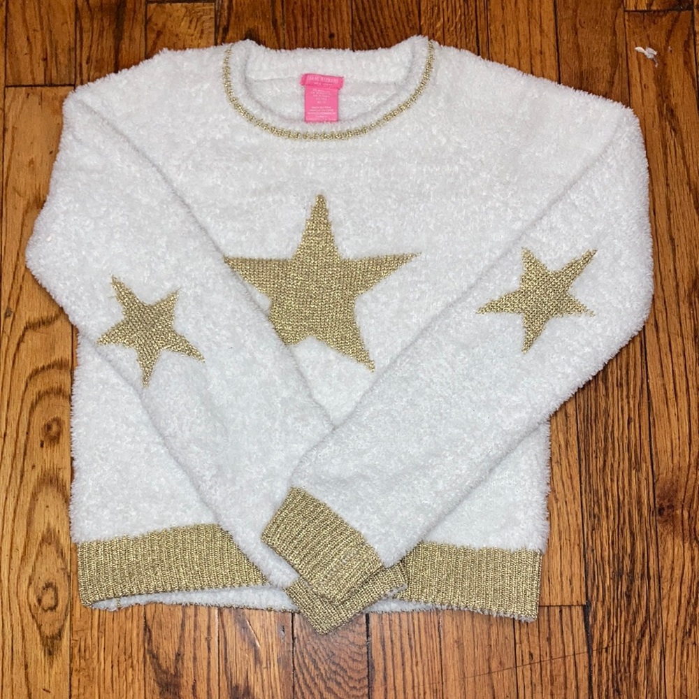 Fluffy sweater/sweatshirt
